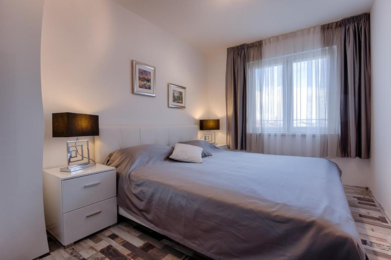 Holiday House Queens With Sea View Селце Екстериор снимка